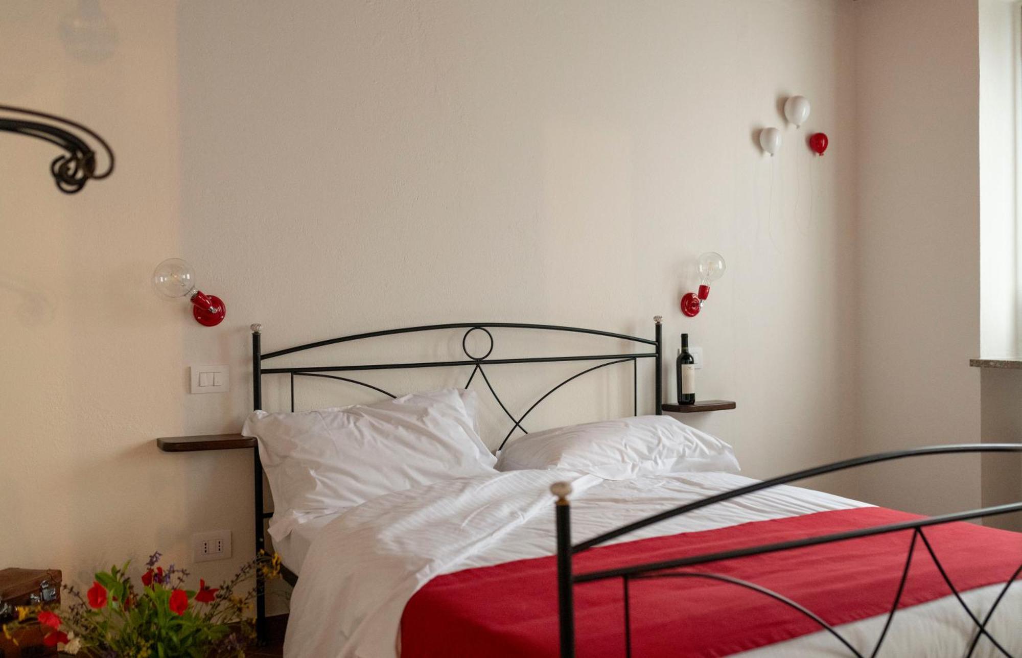 Ca' Nadin Agriturismo San Damiano dʼAsti Eksteriør bilde