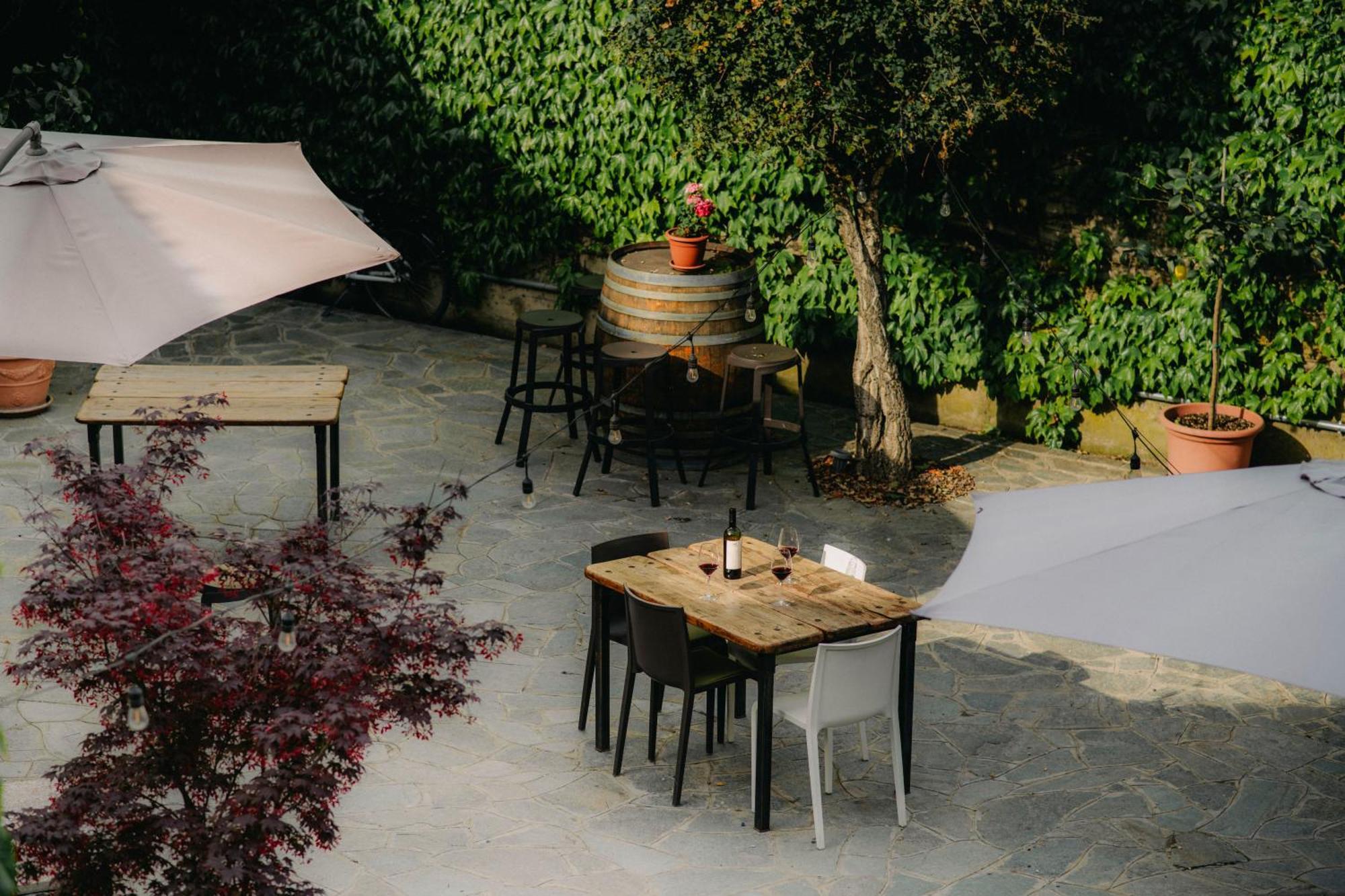 Ca' Nadin Agriturismo San Damiano dʼAsti Eksteriør bilde